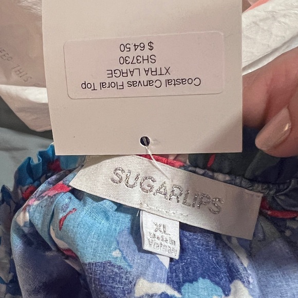 Sugarlips Canvas Floral Top - Picture 4 of 5